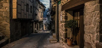 Calle de San Martín de Trevejo, entorno de Casa Rural Estrela